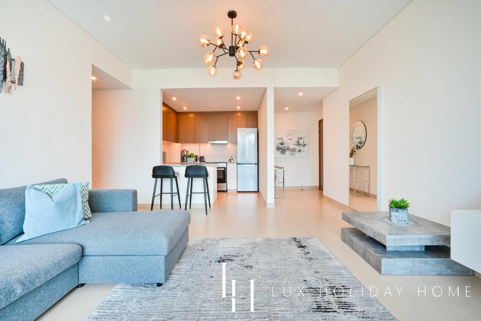 Apartment Lux 52 42 Deluxe Marina View 1